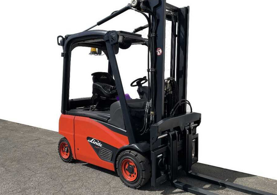 Linde E 16 P-02 - Electric forklift: picture 1 Linde E 16 P-02 - Electric forklift: picture 1