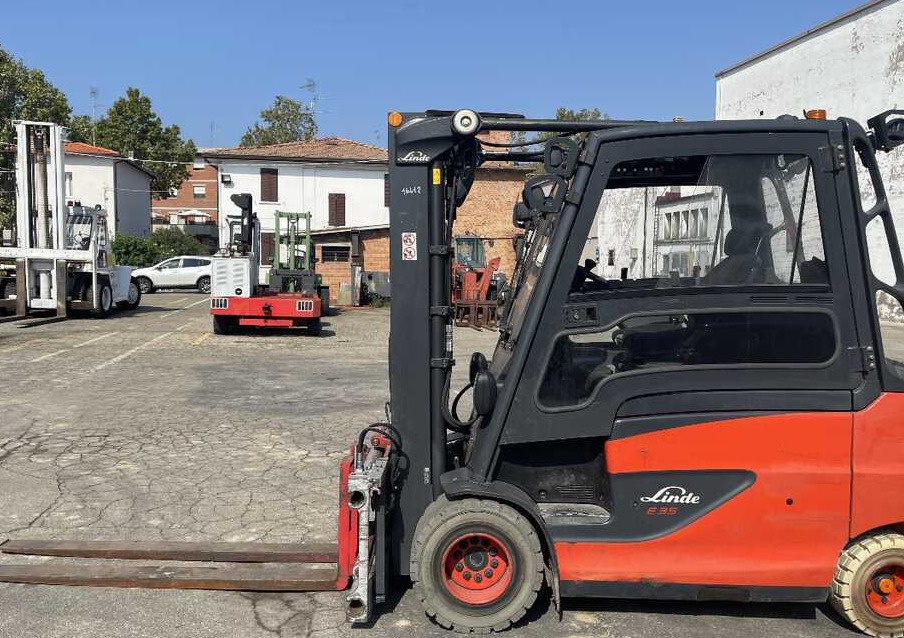 Linde E 35 HL - Electric forklift: picture 2 Linde E 35 HL - Electric forklift: picture 2