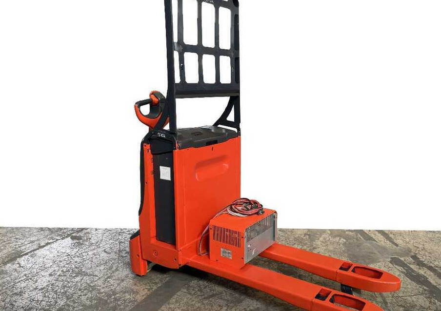Linde T 16/1152 - Pallet truck: picture 1 Linde T 16/1152 - Pallet truck: picture 1