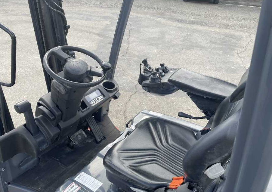 Toyota 8 FBMT 15 (Batt. NUOVA) - Electric forklift: picture 4 Toyota 8 FBMT 15 (Batt. NUOVA) - Electric forklift: picture 4