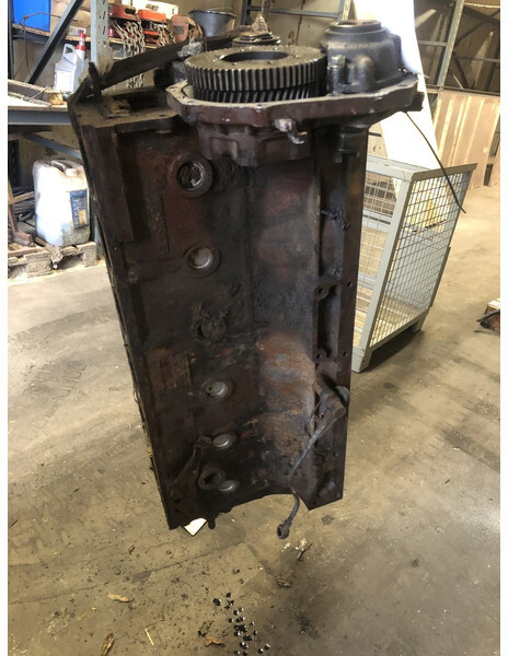 Fiat 8065.25 - Engine: picture 4 Fiat 8065.25 - Engine: picture 4