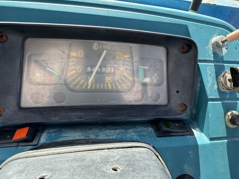 Ford 5610 - Farm tractor: picture 5 Ford 5610 - Farm tractor: picture 5