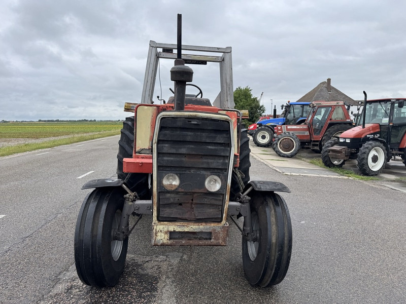 Massey Ferguson 675 - Farm tractor: picture 2 Massey Ferguson 675 - Farm tractor: picture 2