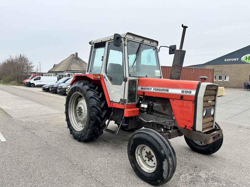 Massey Ferguson 698 - Farm tractor: picture 3 Massey Ferguson 698 - Farm tractor: picture 3