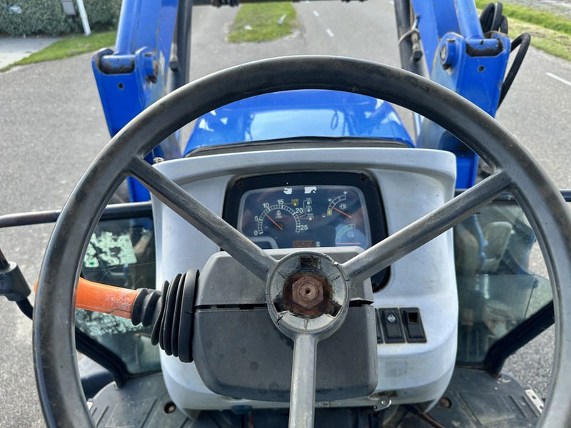 Farm tractor New Holland TD5.100: picture 9 Farm tractor New Holland TD5.100: picture 9