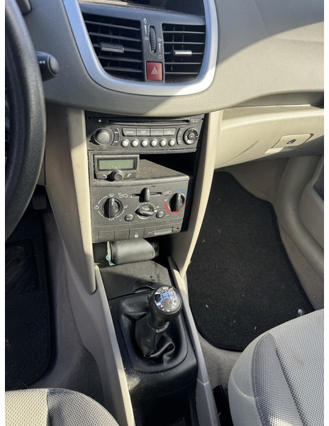 Peugeot 207 - Car: picture 5 Peugeot 207 - Car: picture 5