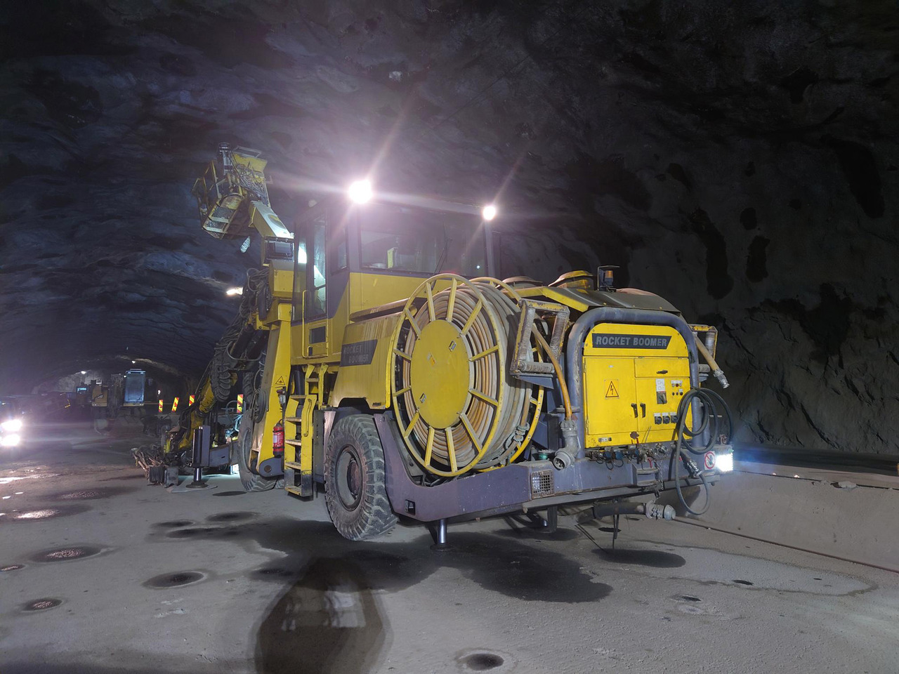 Atlas Copco WL3C - Mining machinery: picture 1 Atlas Copco WL3C - Mining machinery: picture 1