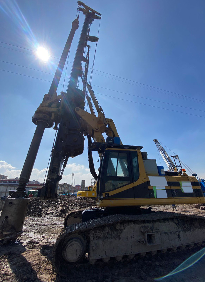 Bauer BG 18H - Pile driver: picture 3 Bauer BG 18H - Pile driver: picture 3