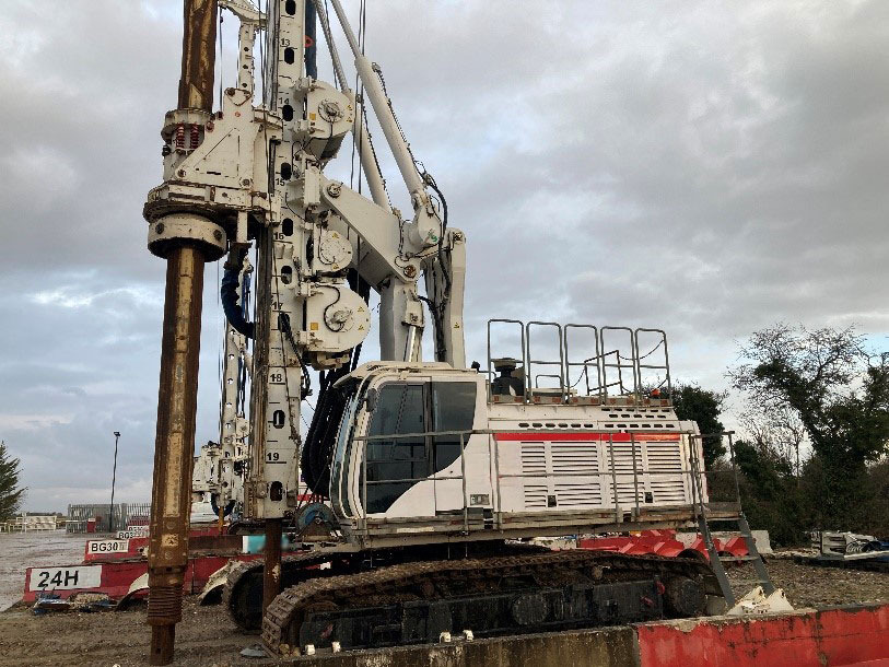 Bauer BG 24H - Pile driver: picture 1 Bauer BG 24H - Pile driver: picture 1