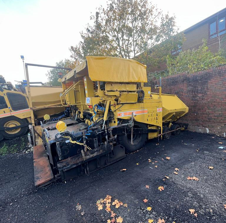 Caterpillar AP600 - Asphalt paver: picture 3 Caterpillar AP600 - Asphalt paver: picture 3