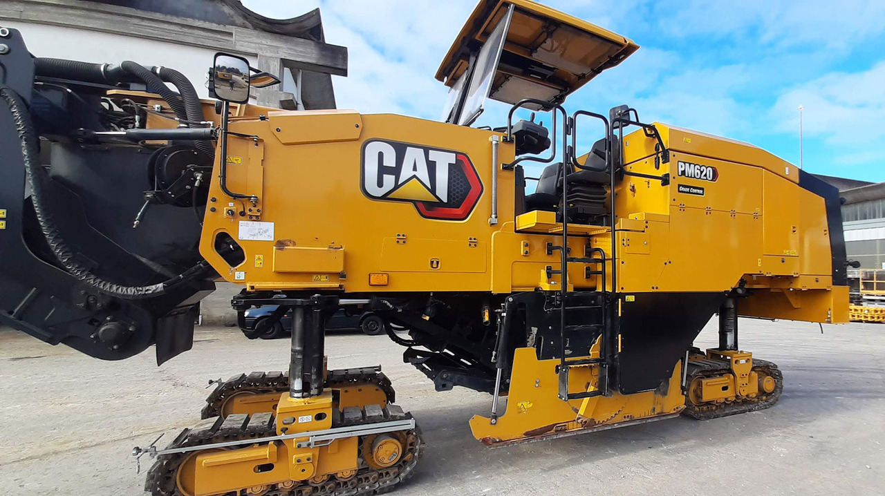 Caterpillar PM-620 - Cold planer: picture 1 Caterpillar PM-620 - Cold planer: picture 1