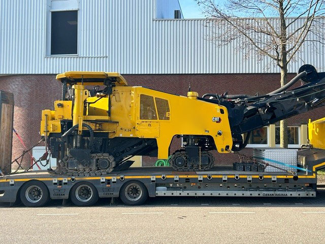 Caterpillar PM313 - Cold planer: picture 4 Caterpillar PM313 - Cold planer: picture 4