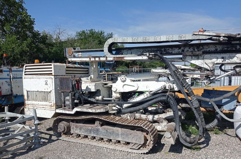Comacchio MC 800 - Pile driver: picture 2 Comacchio MC 800 - Pile driver: picture 2