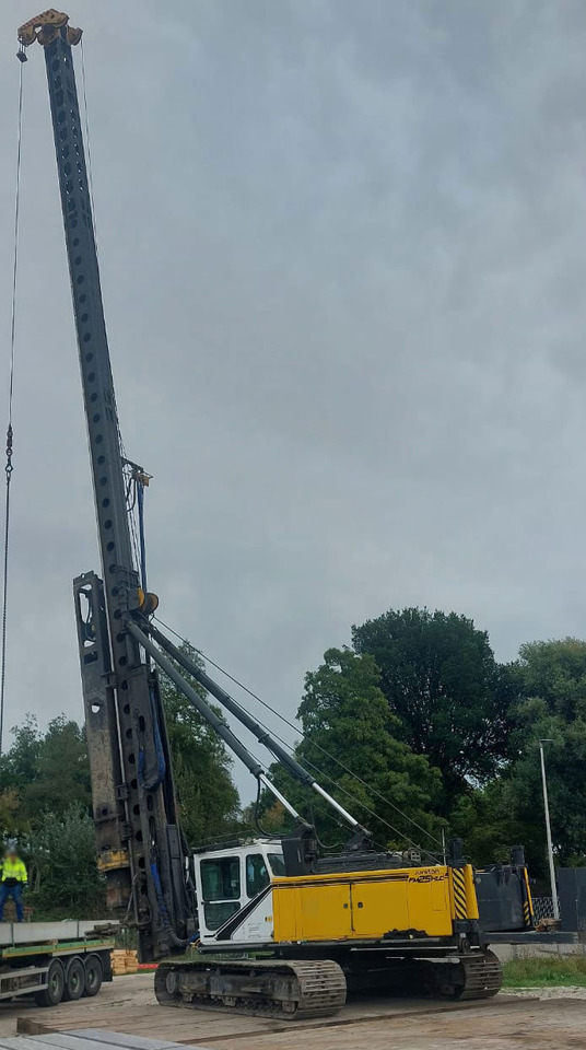 Junttan PM-25HLC - Pile driver: picture 5 Junttan PM-25HLC - Pile driver: picture 5