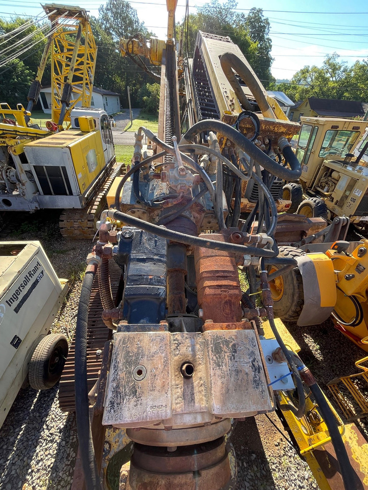 Klemm KR 806-3D - Pile driver: picture 3 Klemm KR 806-3D - Pile driver: picture 3