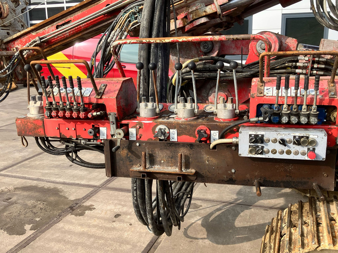 Klemm KR 806-3D - Pile driver: picture 5 Klemm KR 806-3D - Pile driver: picture 5