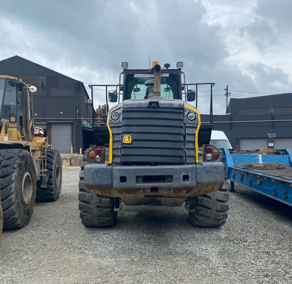 Komatsu WA380-7 - Wheel loader: picture 5 Komatsu WA380-7 - Wheel loader: picture 5