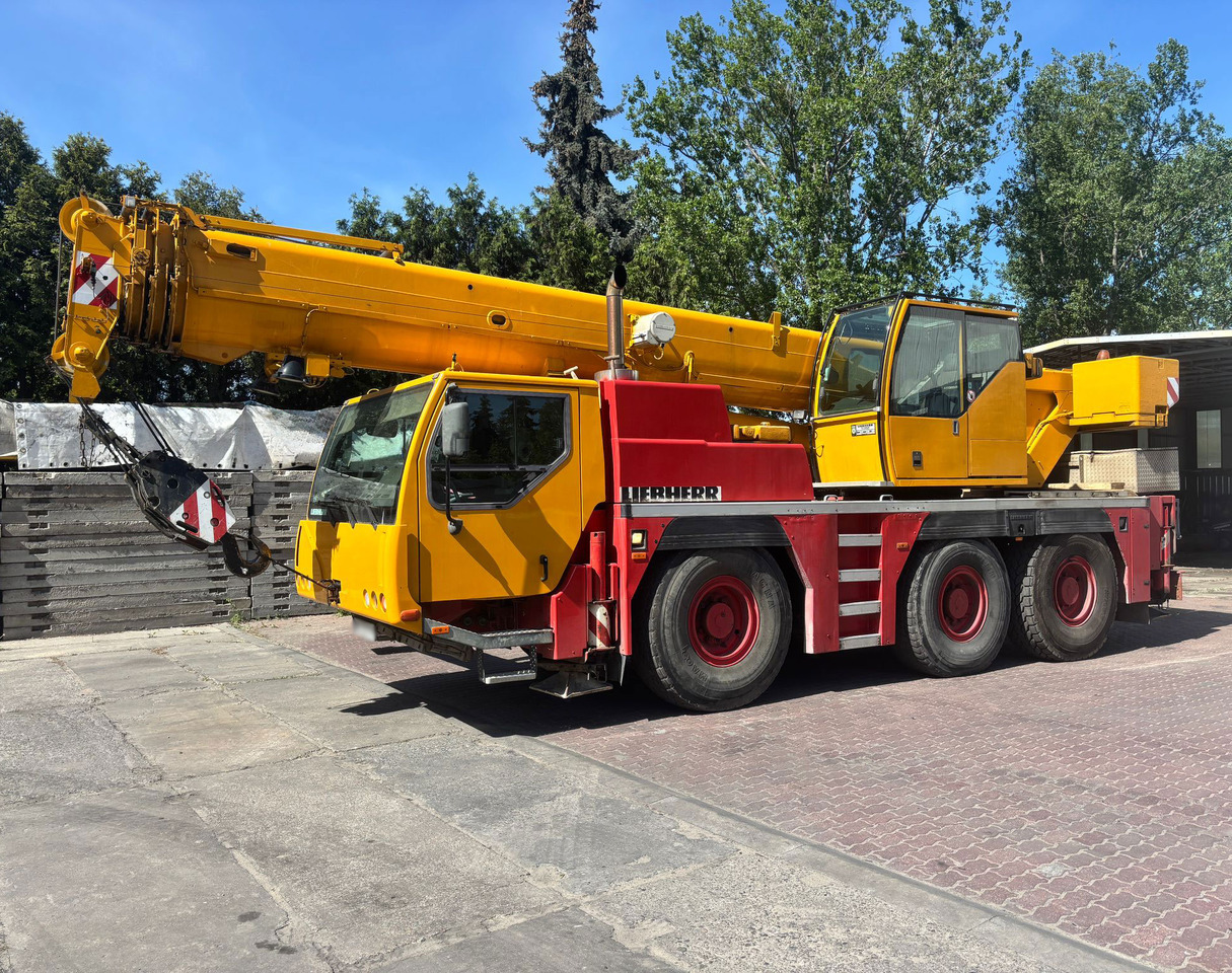 Liebherr LTM 1045-1 - Mobile crane: picture 2 Liebherr LTM 1045-1 - Mobile crane: picture 2