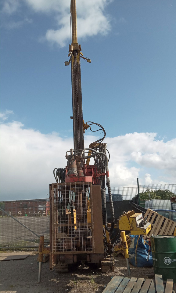 Massenza MI4 - Drilling rig: picture 1 Massenza MI4 - Drilling rig: picture 1