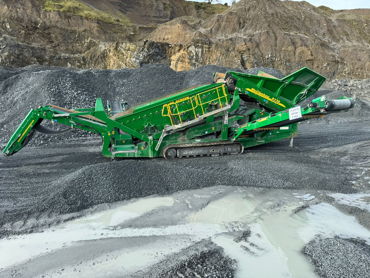 McCloskey R230 - Screener: picture 1 McCloskey R230 - Screener: picture 1