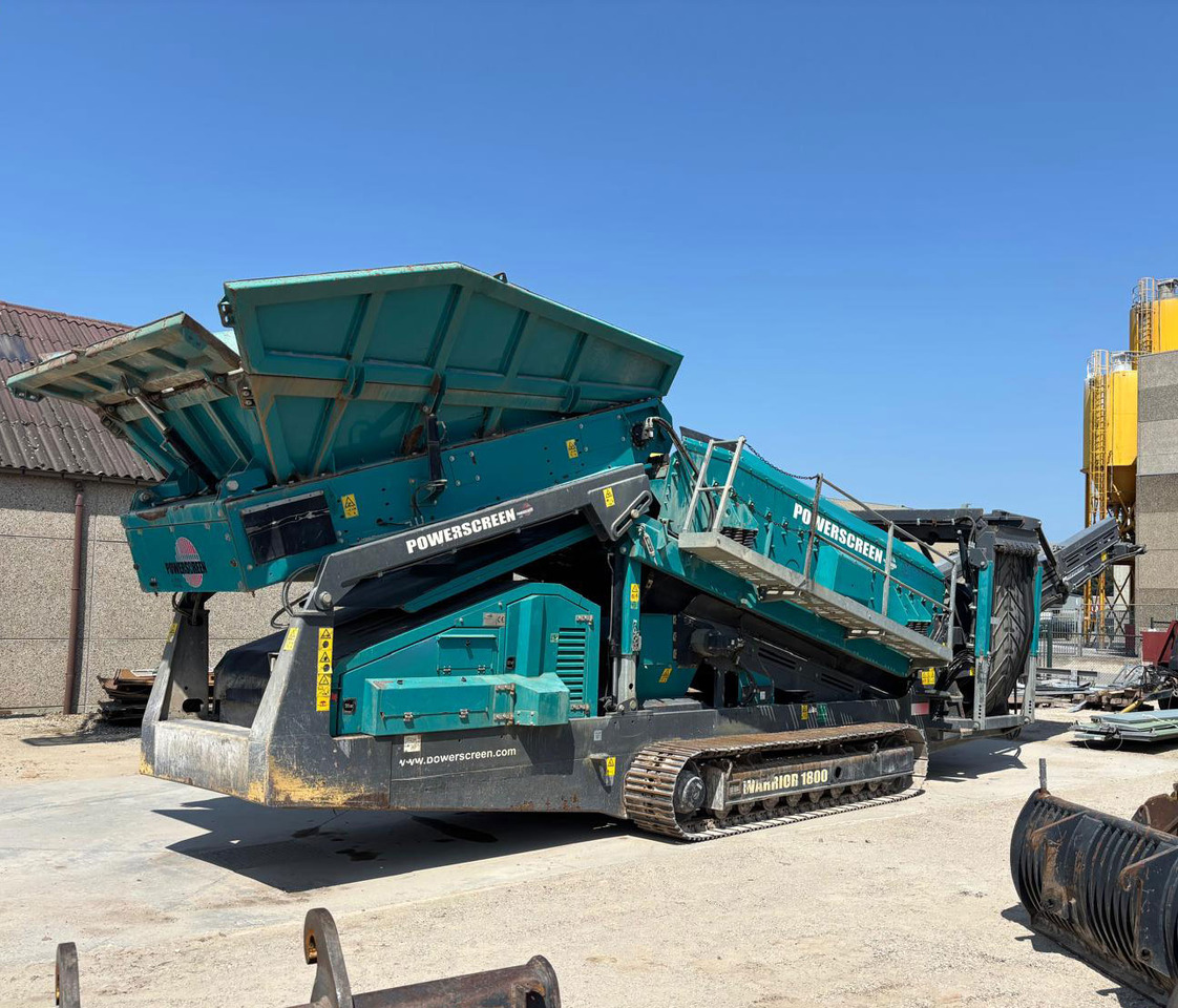 Powerscreen Warrior 1800 - Screener: picture 1 Powerscreen Warrior 1800 - Screener: picture 1