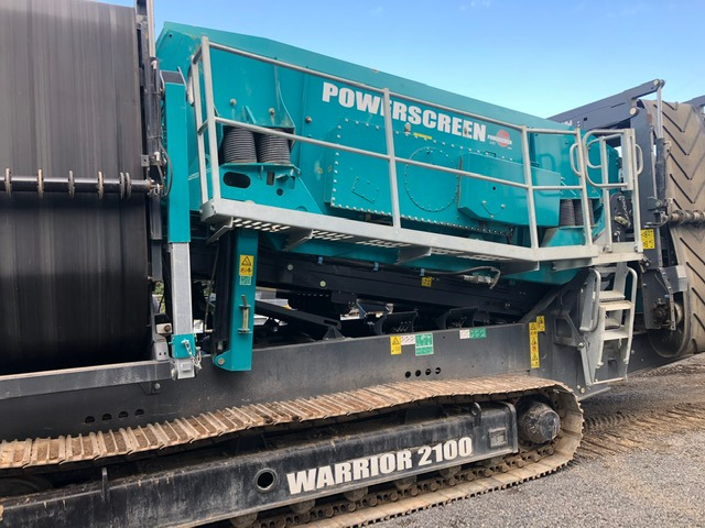 Powerscreen Warrior 2100 Triple Shaft - Screener: picture 1 Powerscreen Warrior 2100 Triple Shaft - Screener: picture 1