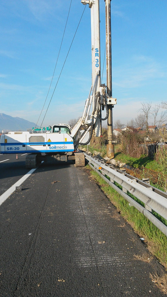 Soilmec SR-30 - Pile driver: picture 3 Soilmec SR-30 - Pile driver: picture 3
