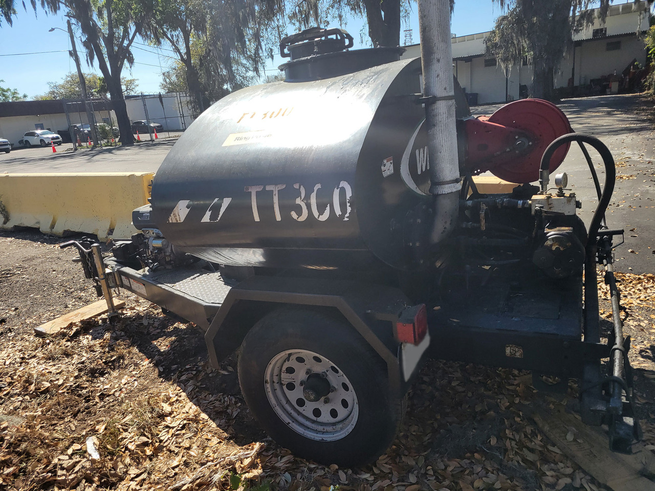 Weiler TT300 - Asphalt distributor: picture 3 Weiler TT300 - Asphalt distributor: picture 3
