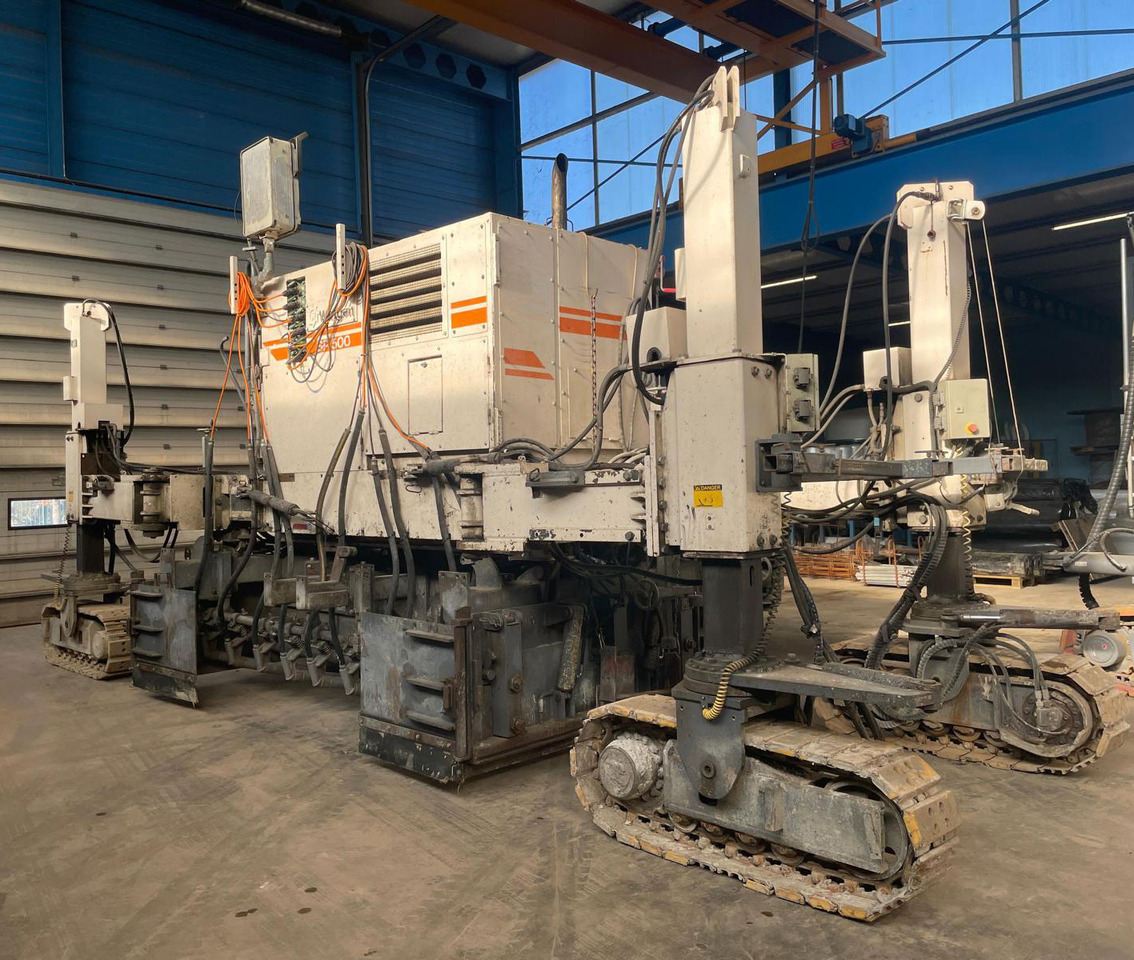 Wirtgen SP 500 - Asphalt paver: picture 4 Wirtgen SP 500 - Asphalt paver: picture 4