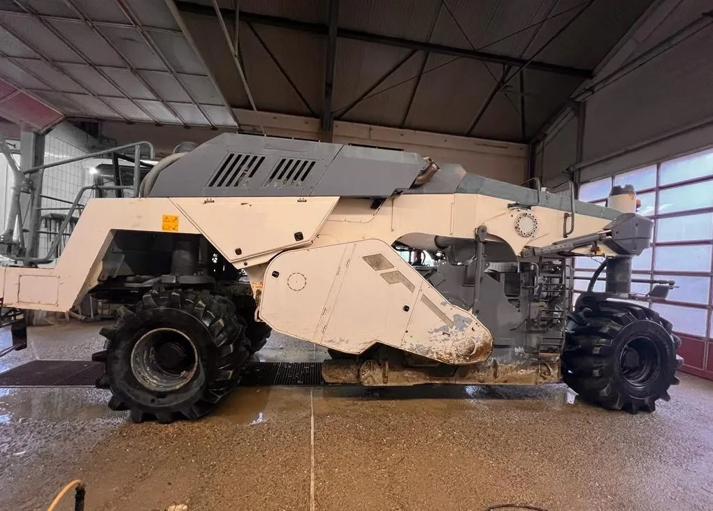 Wirtgen WR 240 I - Soil stabilizer: picture 2 Wirtgen WR 240 I - Soil stabilizer: picture 2