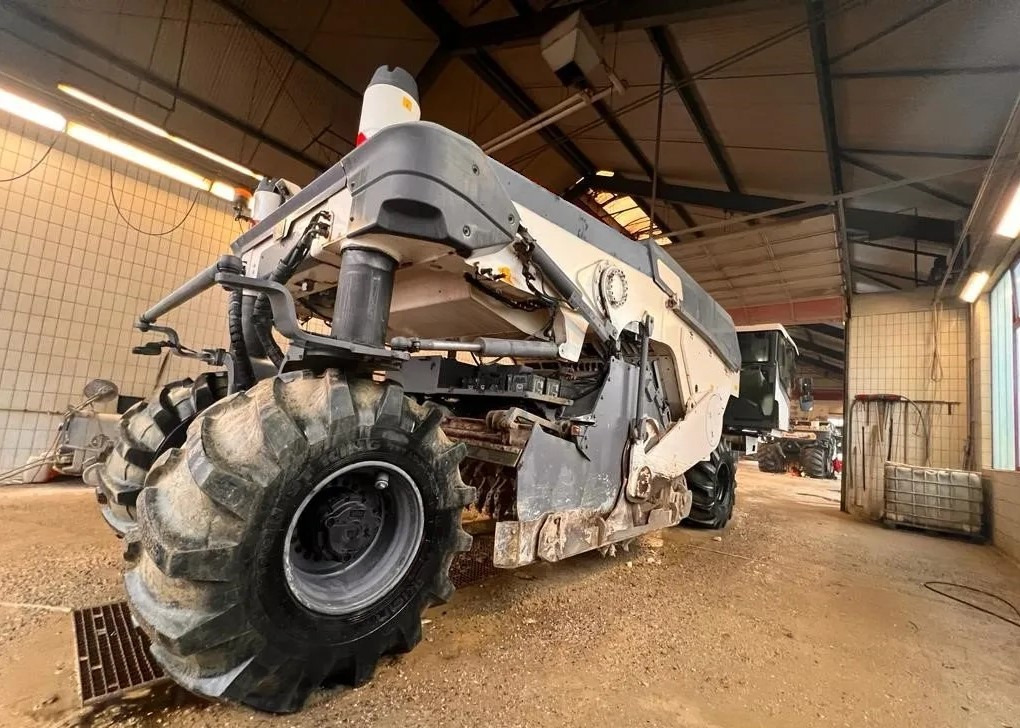 Wirtgen WR 240 I - Soil stabilizer: picture 4 Wirtgen WR 240 I - Soil stabilizer: picture 4