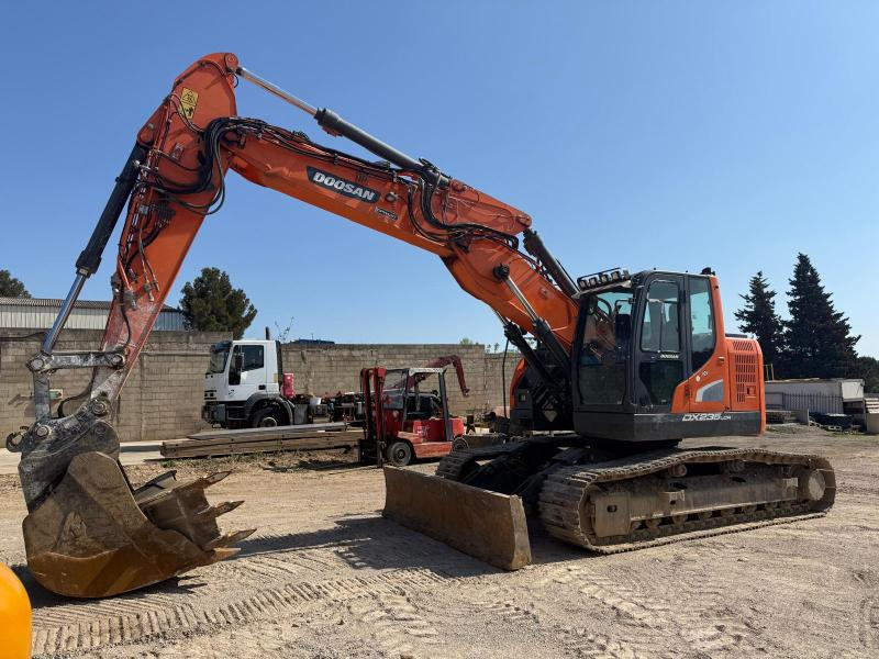 Doosan DX235LCR - Crawler excavator: picture 1 Doosan DX235LCR - Crawler excavator: picture 1