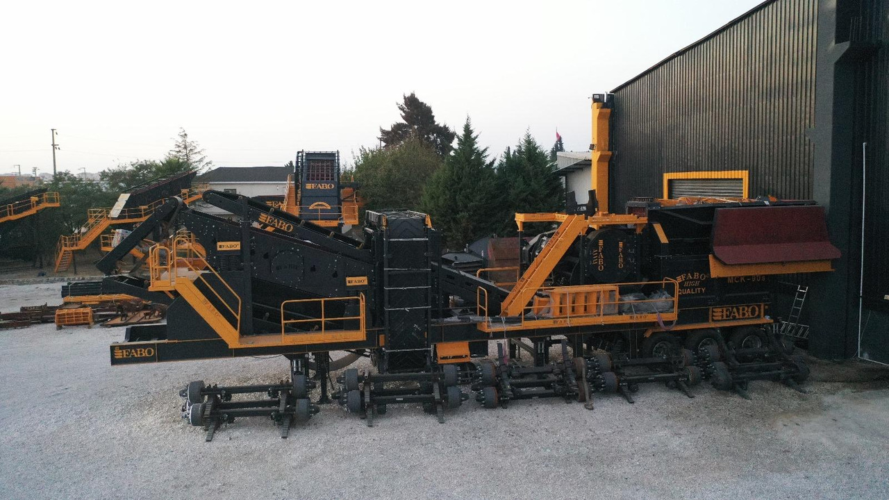 FABO Mobile crusher - Mobile crusher: picture 2 FABO Mobile crusher - Mobile crusher: picture 2