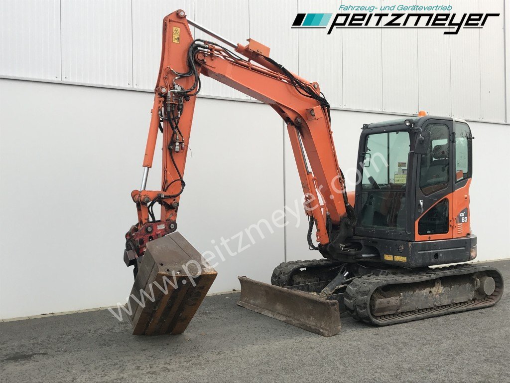 Doosan Kettenbagger DX 63-3 PowerTilt 070 , MS 03, mehrfach vorhanden - Mini excavator: picture 1 Doosan Kettenbagger DX 63-3 PowerTilt 070 , MS 03, mehrfach vorhanden - Mini excavator: picture 1