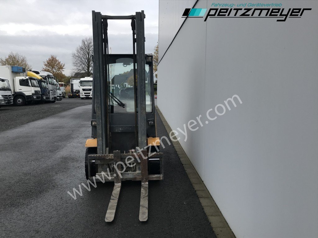 JUNGHEINRICH Gabelstapler DFG 425 - Diesel forklift: picture 5 JUNGHEINRICH Gabelstapler DFG 425 - Diesel forklift: picture 5