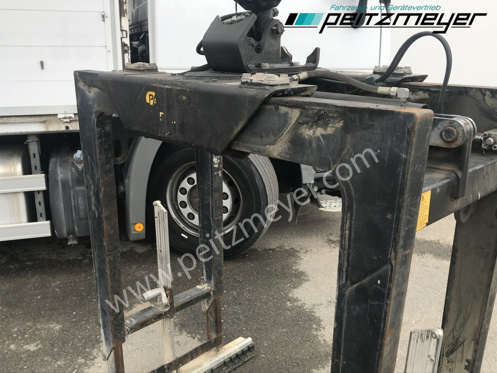 Dropside/ Flatbed truck, Crane truck MERCEDES-BENZ Actros 2536 LL Pritsche HMF Heckkran m. Zange Baustoff: picture 20