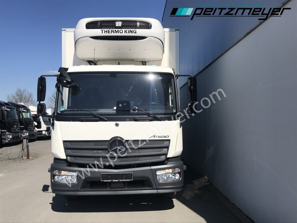 MERCEDES-BENZ Atego 1530 L Tiefkühlkoffer m. LBW, Thermoking T 1200 faltb. LBW 1,5 t., Seitentür, Trennwand - Refrigerator truck: picture 5 MERCEDES-BENZ Atego 1530 L Tiefkühlkoffer m. LBW, Thermoking T 1200 faltb. LBW 1,5 t., Seitentür, Trennwand - Refrigerator truck: picture 5