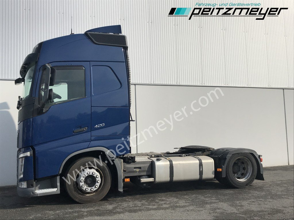 Tractor unit VOLVO FH 420 Lowliner Mega: picture 8
