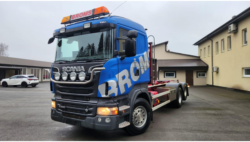 Scania R560 LB6X2HSZ - FULL STEEL - Hook lift truck: picture 1 Scania R560 LB6X2HSZ - FULL STEEL - Hook lift truck: picture 1