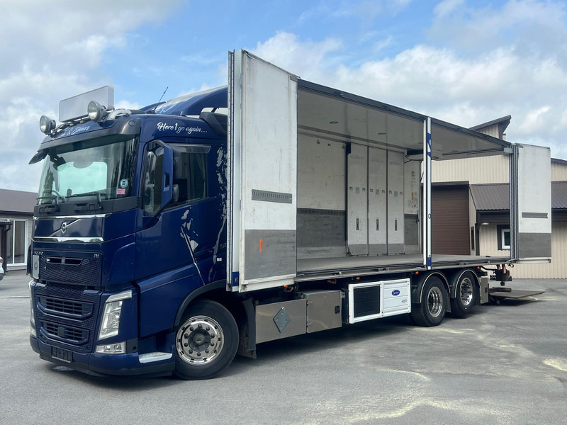 Volvo FH500 6X2*4 -OPEN SIDE -RETARDER -CARRIER SUPRA 1150 - Refrigerator truck: picture 1 Volvo FH500 6X2*4 -OPEN SIDE -RETARDER -CARRIER SUPRA 1150 - Refrigerator truck: picture 1