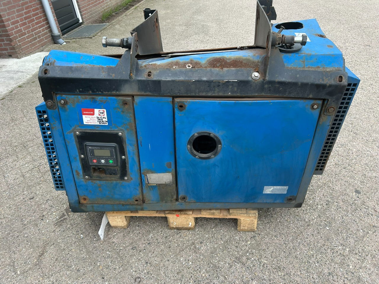 Overige Generator 15 kw 380 v 50 hz Frame damage g NGP 20 ps - Other machinery: picture 2 Overige Generator 15 kw 380 v 50 hz Frame damage g NGP 20 ps - Other machinery: picture 2