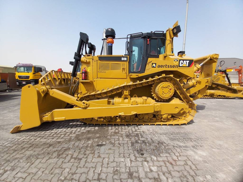 Cat D8R (Abu Dhabi) - Bulldozer: picture 1 Cat D8R (Abu Dhabi) - Bulldozer: picture 1