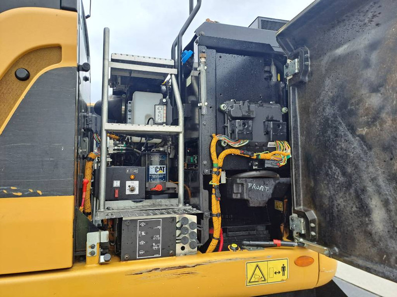 Wheel excavator Cat M315F: picture 18