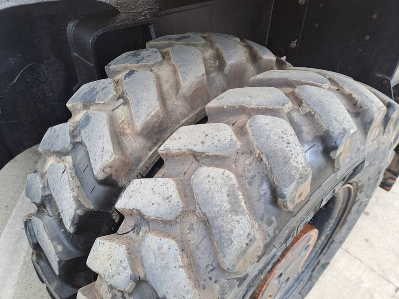Wheel excavator Cat M315F: picture 13