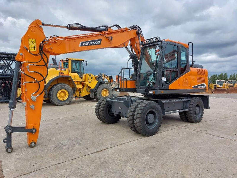 Develon DX 140 W-7 - Wheel excavator: picture 2 Develon DX 140 W-7 - Wheel excavator: picture 2