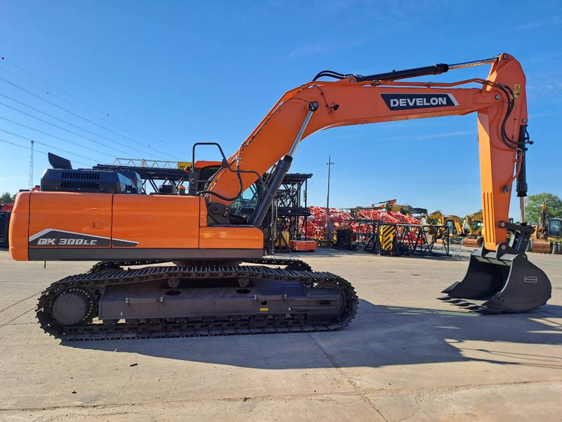 Develon DX 300 LC-7LC-7M (4 Pieces available) - Crawler excavator: picture 5 Develon DX 300 LC-7LC-7M (4 Pieces available) - Crawler excavator: picture 5
