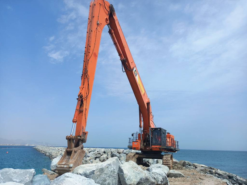 Hitachi EX 1200-6 - Excavator: picture 2 Hitachi EX 1200-6 - Excavator: picture 2