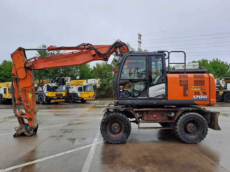 Wheel excavator Hitachi ZX170W-6-2P: picture 1