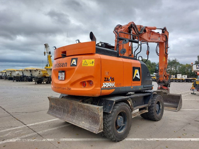 Hitachi ZX170W-6 (+ Rototilt R5) - Wheel excavator: picture 4 Hitachi ZX170W-6 (+ Rototilt R5) - Wheel excavator: picture 4