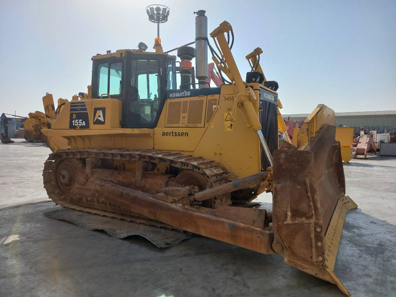 Komatsu D155A (4 Pieces available - Abu Dhabi) - Bulldozer: picture 4 Komatsu D155A (4 Pieces available - Abu Dhabi) - Bulldozer: picture 4